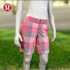 Rare Lululemon Explore Shorts Size 8